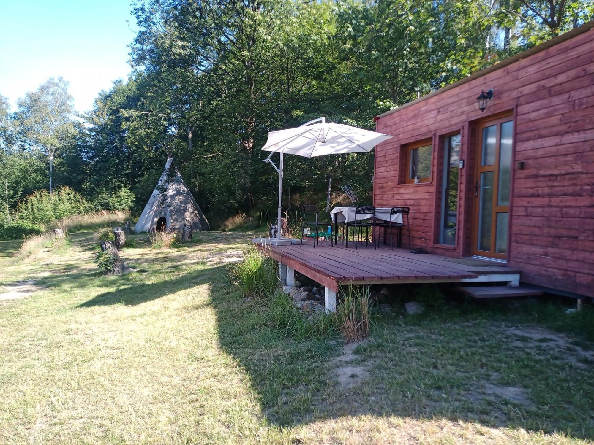 Fox House / Rájec Parque de vacaciones
